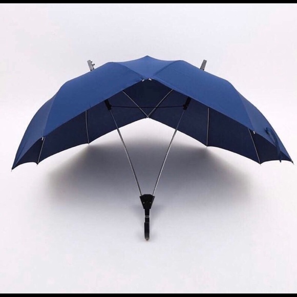 Couple love umbrella ☔️ ❤️ - Picture 3 of 6